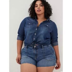 Torrid Vintage Stretch High-Rise Shorts Womens size 20 Ironic Blue Cut-offs